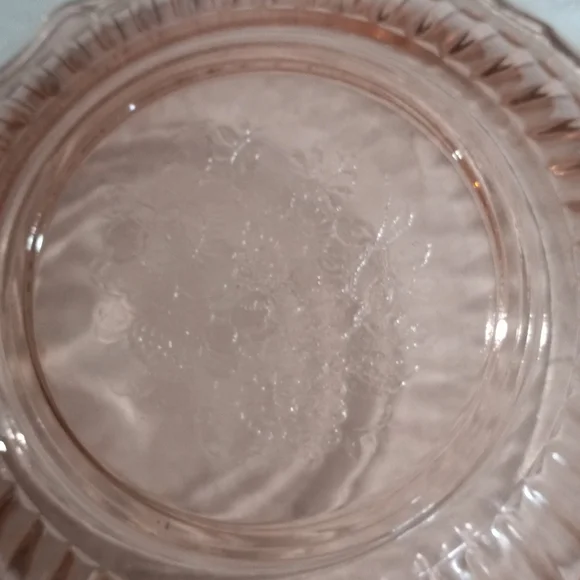 Vintage pink bowl and platter